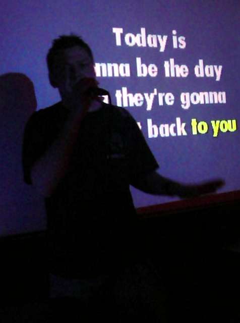 Karaoke 11-08 018.jpg