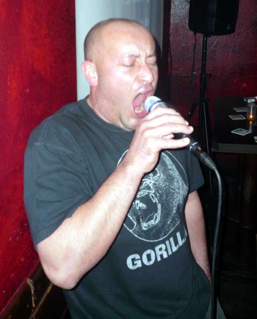 Karaoke 11-08 050.jpg