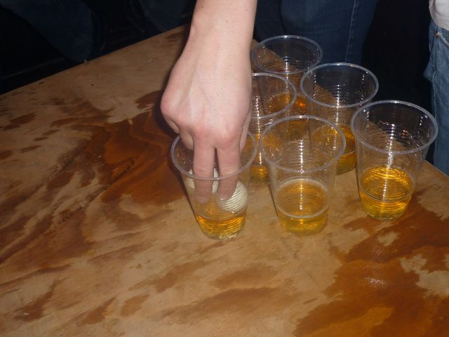 Beerpong 2011227.jpg